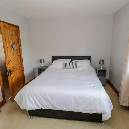 בית נופש Farm Retreat Williamstown